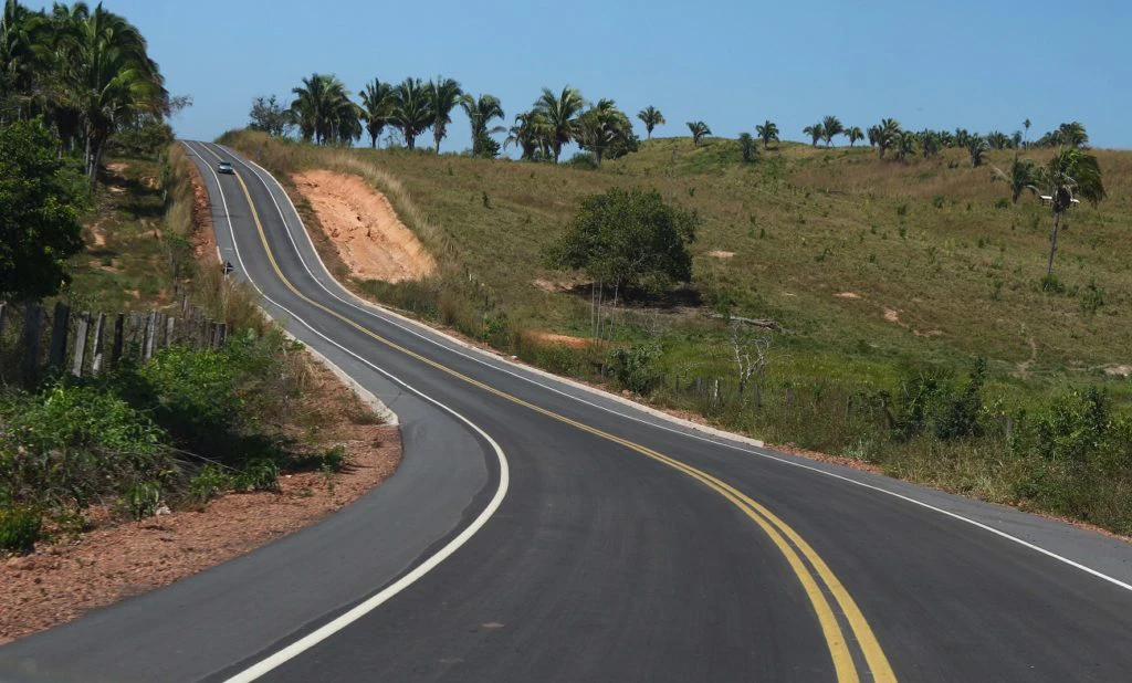 Justiça determina fiscalização e remoção de construções irregulares em rodovias do MA