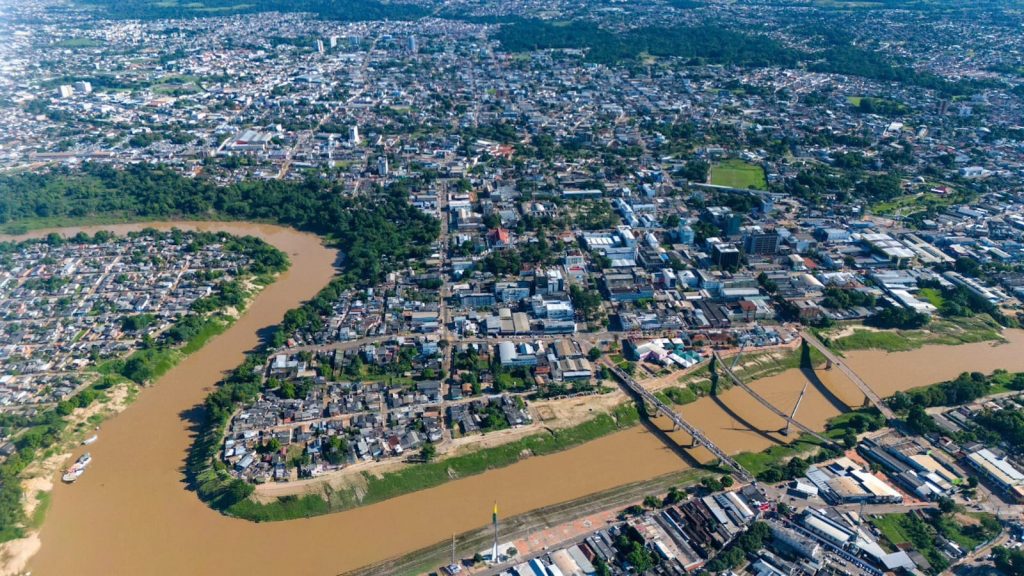 Rio Acre encerra o domingo com estabilidade na marca de 11,20m