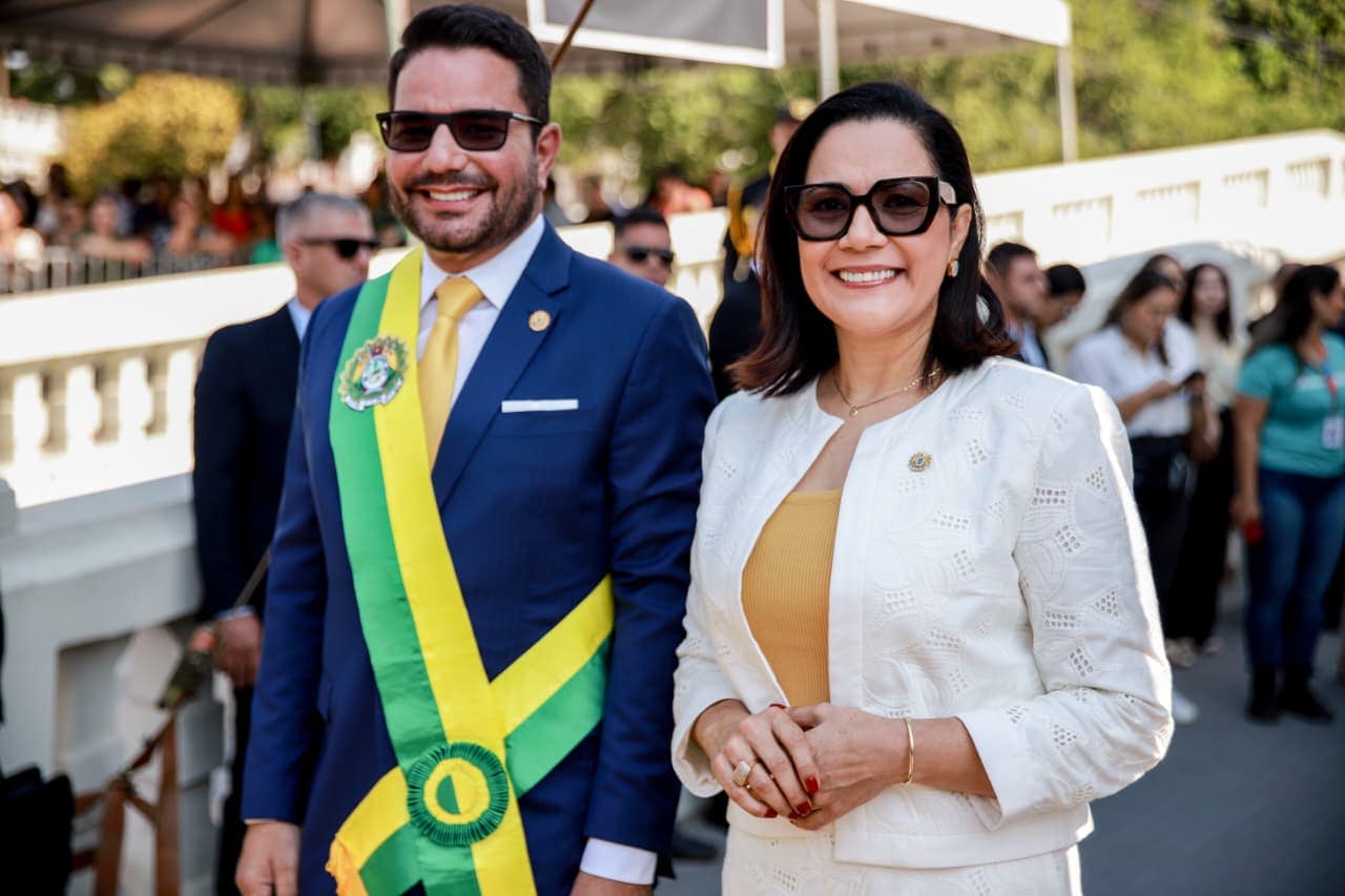 É hoje! Cerimônia oficializa saída de Gladson e passagem de faixa para Mailza Assis