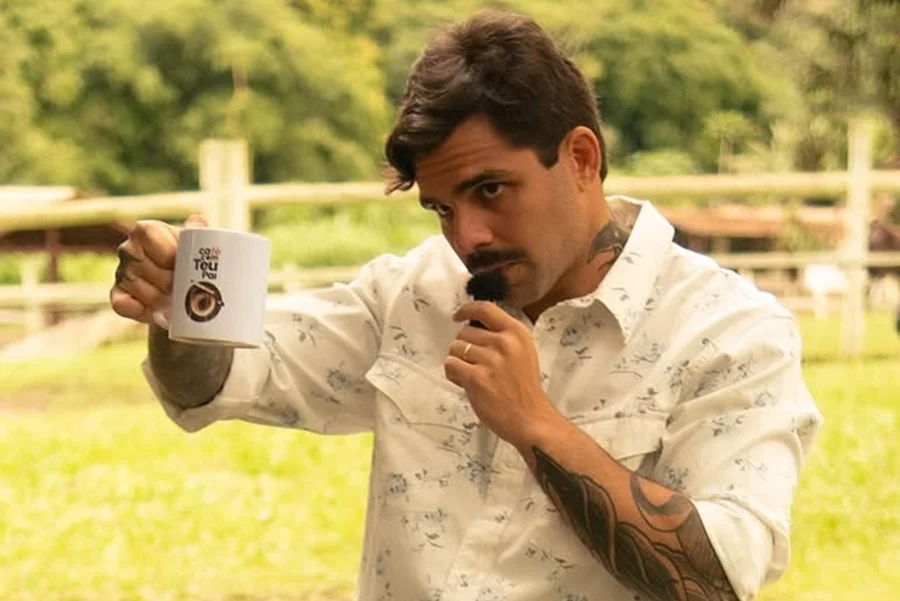 ‘Café com Teu Pai’: Influenciador é alvo de pedidos de investigação no MPF e na PRF