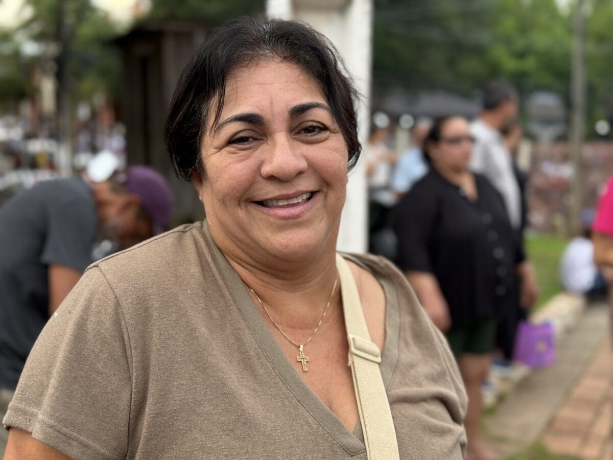 Há seis anos na caminhada, Maria do Socorro destaca bênçãos e união familiar durante procissão na capital