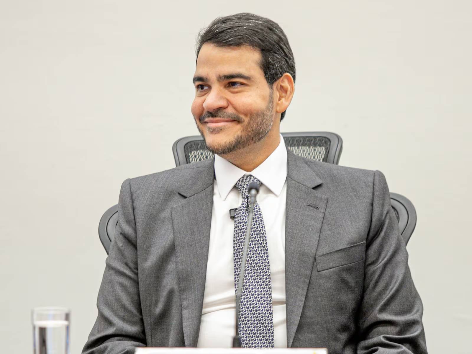 Indicado ao STF, Jorge Messias destaca fé, trajetória e compromisso institucional em carta ao Senado