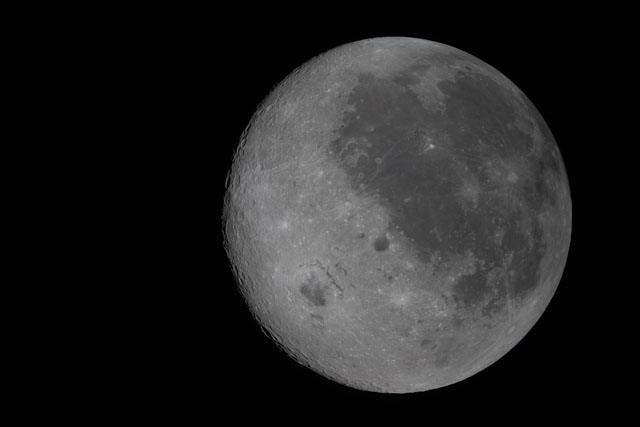 Por que nunca vemos o lado oculto da Lua? Entenda o fenômeno