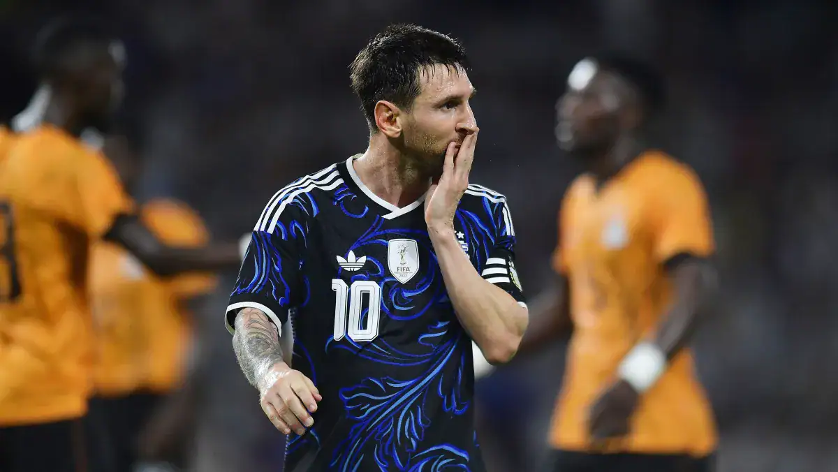 Argentina goleia Zâmbia em possível despedida de Messi no país