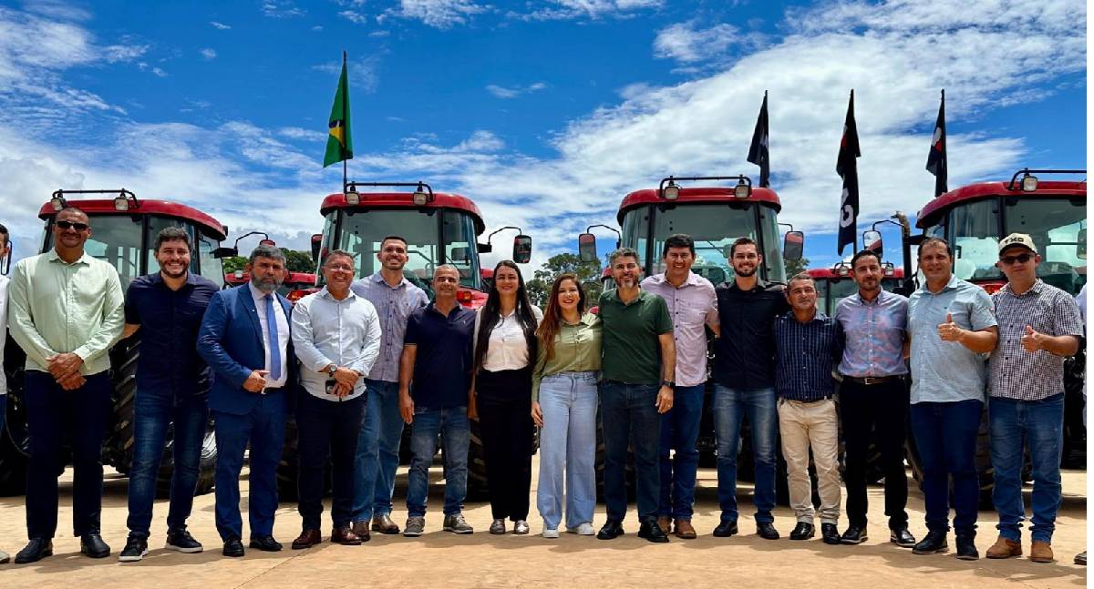 Cristiane Lopes garante entrega histórica de maquinários em Rondônia