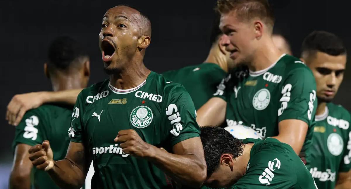 Palmeiras vence Grêmio e amplia liderança no Brasileiro