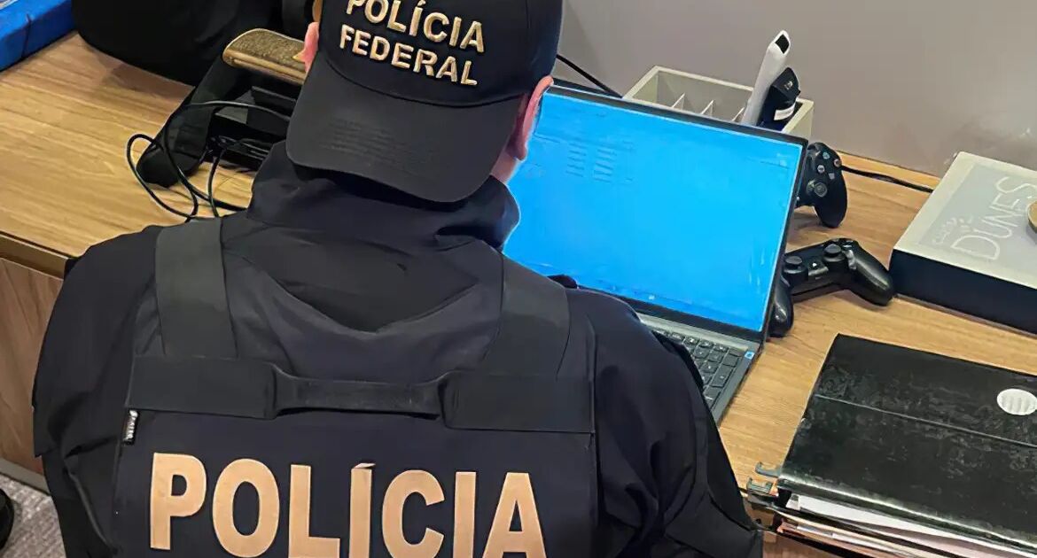 PF realiza operação contra acusados de vazar dados de ministros do STF