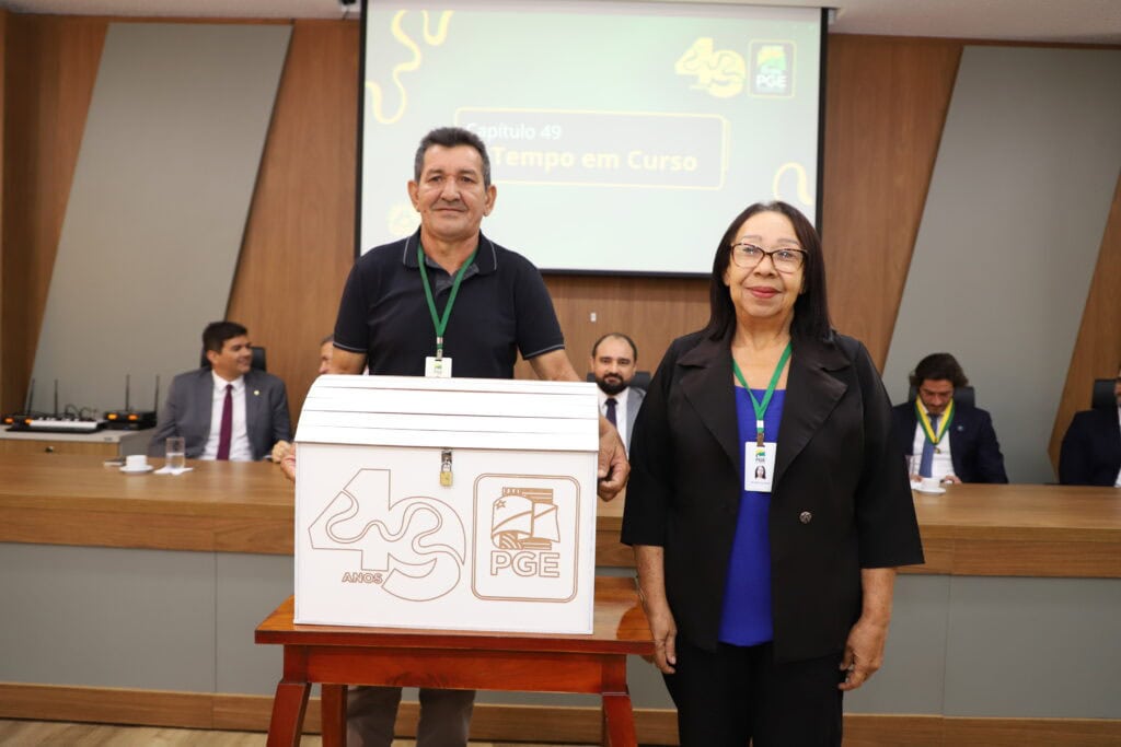 Celebração dos 49 anos da PGE-AC e o lacre da cápsula do tempo