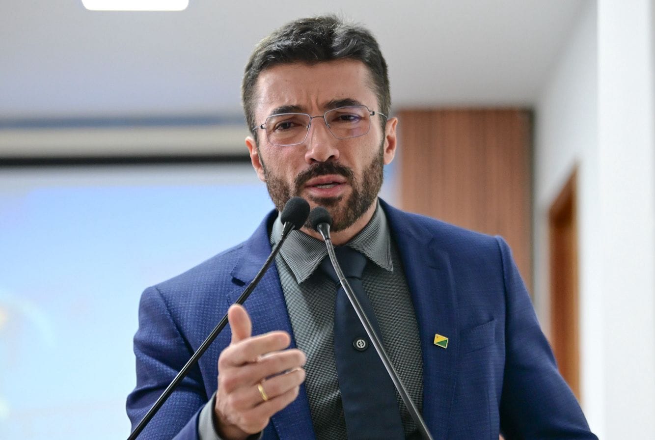 Zé Lopes cobra melhorias em ramais e critica falta de investimentos