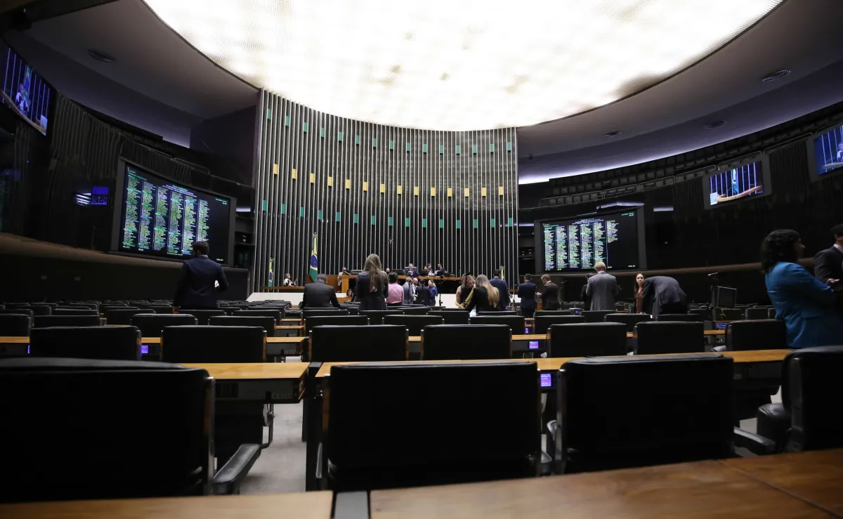 Em 1º turno, Câmara aprova 1% da receita para assistência social