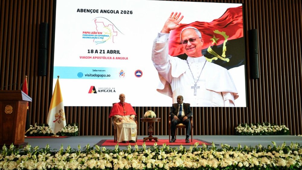 “Estou na África para encorajar católicos, não debater com Trump”; diz Papa