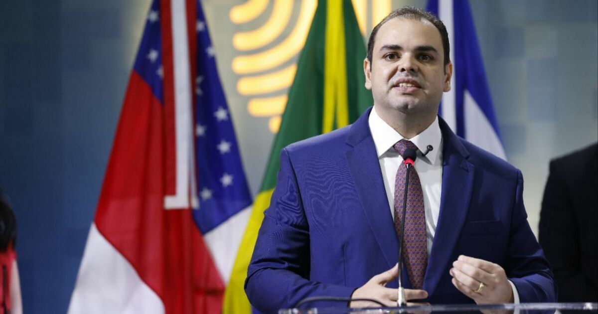 Roberto Cidade sanciona 30 novas leis aprovadas pela ALEAM