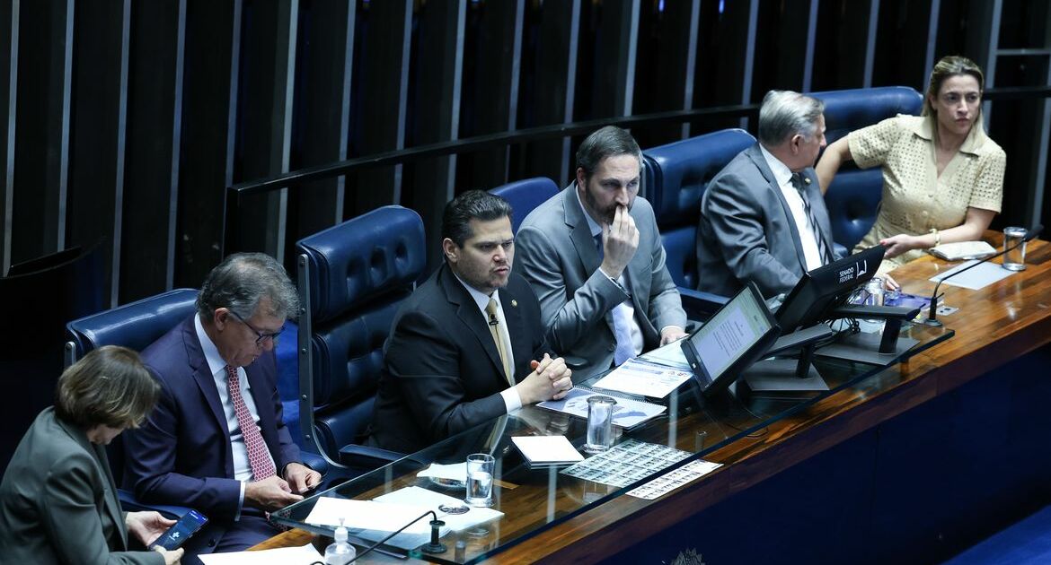 Senado reconhece estágio como experiência profissional