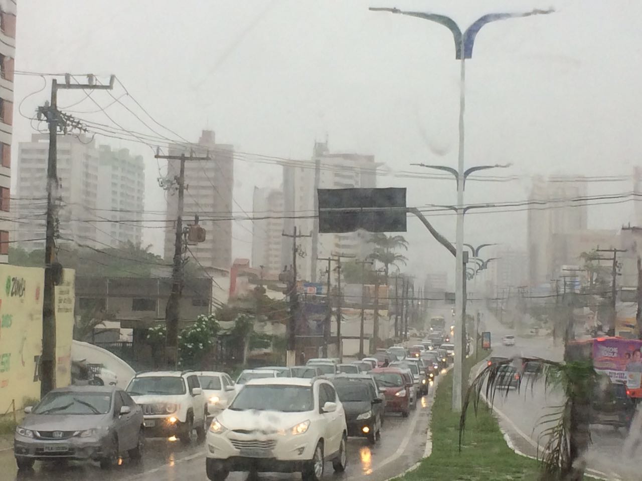Semana Santa tem chuva forte e ventos de até 100 km/h em todo o Maranhão