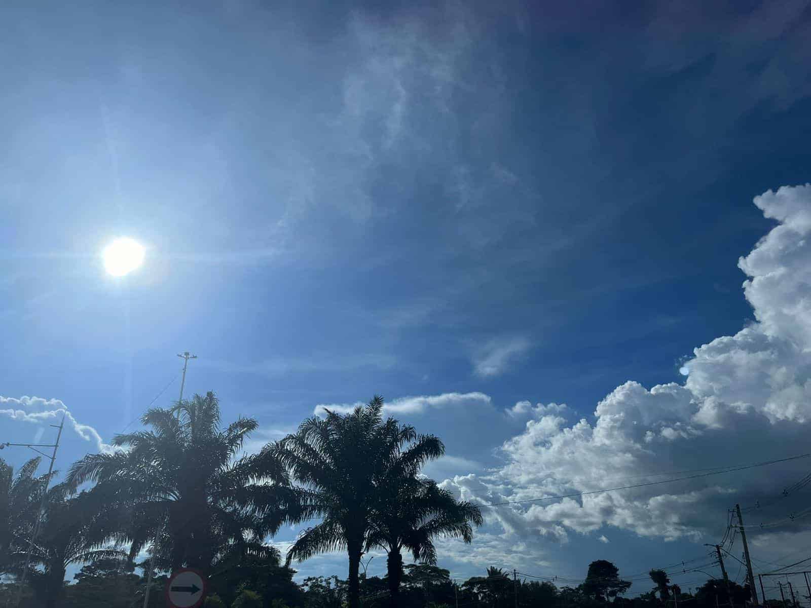 Calor de até 31ºC e alta chance de chuva marcam o tempo no Acre nesta quarta-feira, 22