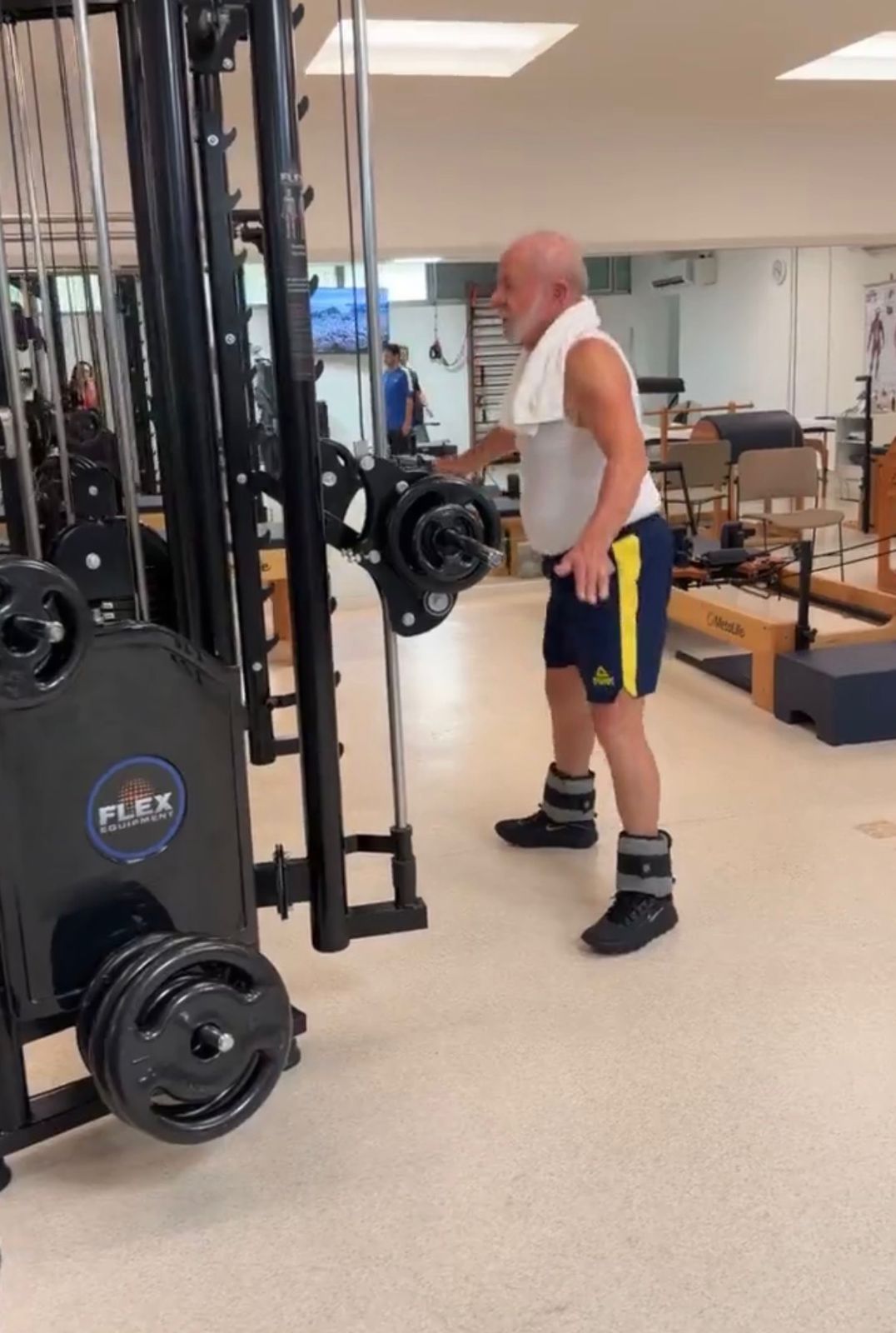 Janja faz live surpresa e mostra rotina de treinos de Lula: “Nada de IA”