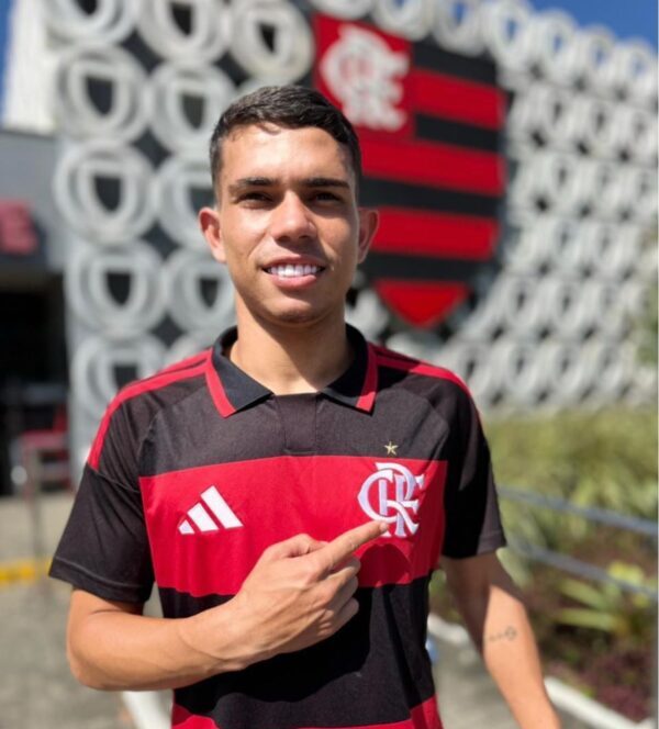 Pedro Henrique, cria do Paysandu, fala pela primeira vez após acerto com o Flamengo