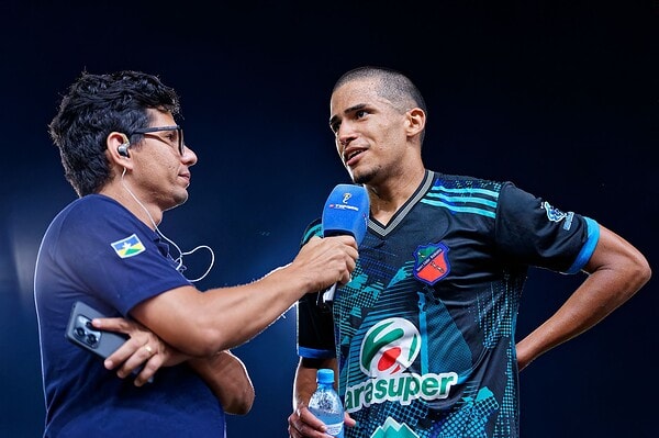 De Barcelona para o Acre: Humaitá contrata jogador que jogava em time na Espanha