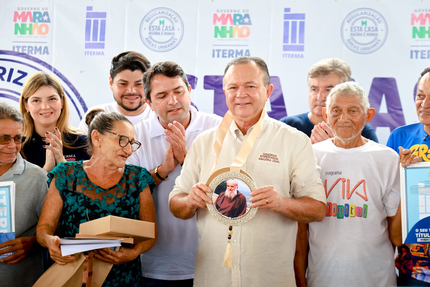 Grajaú completa 215 anos com entrega de obras e anúncio de investimentos