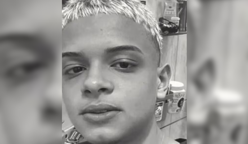 Jovem é morto em lixão após criminosos acharem fotos dele com armas