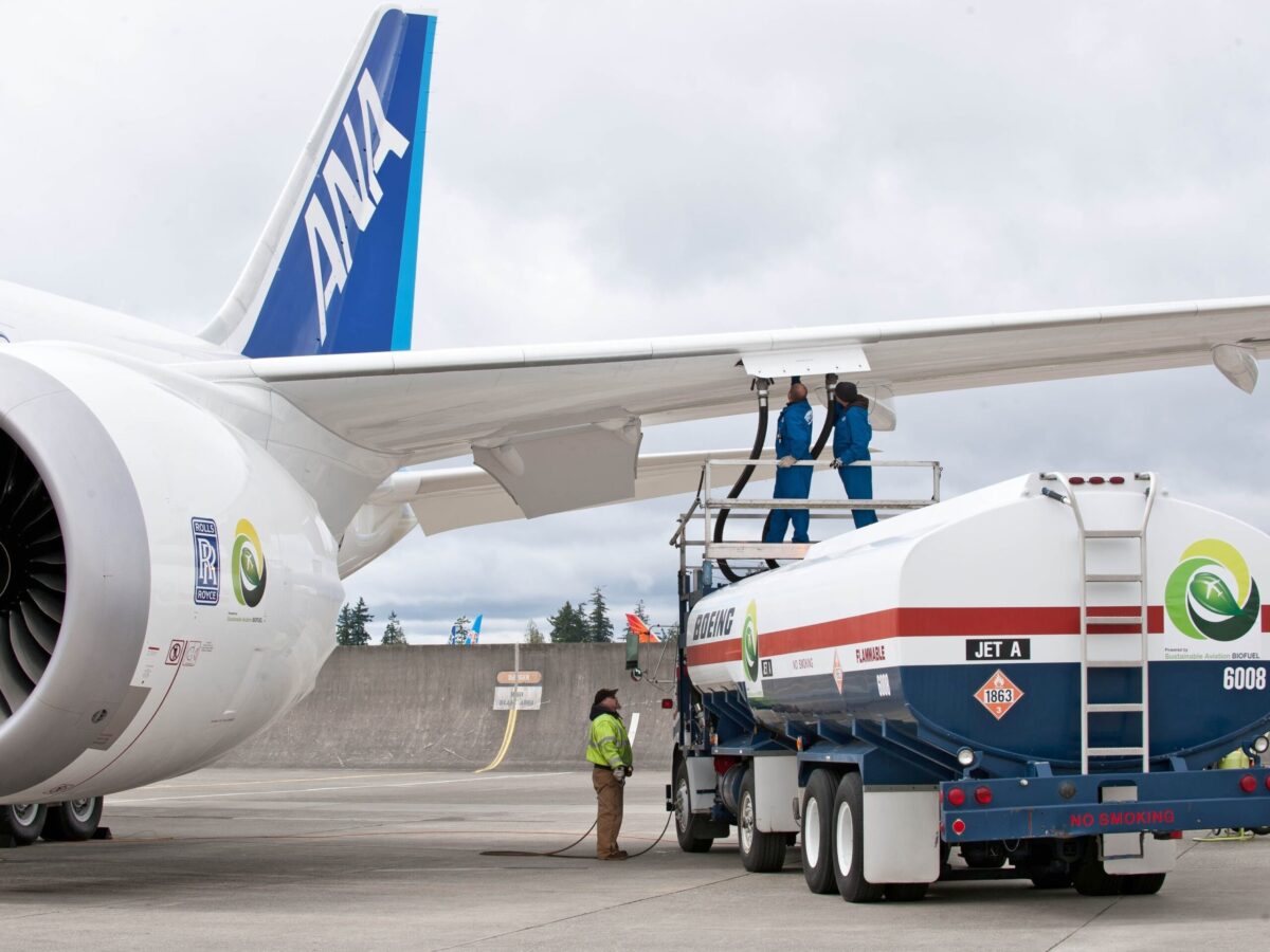 Governo zera impostos sobre combustível de avião e pode reduzir custo das passagens