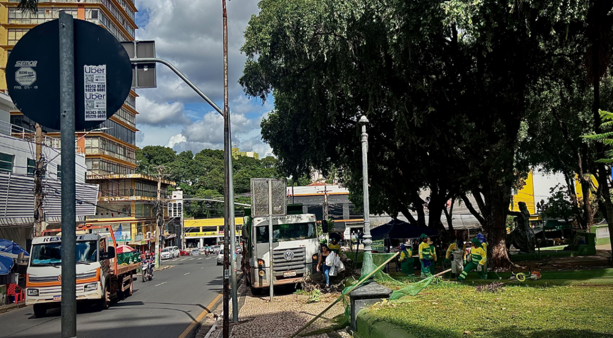 Praça da República recebe mutirão de limpeza da Prefeitura de Cuiabá…