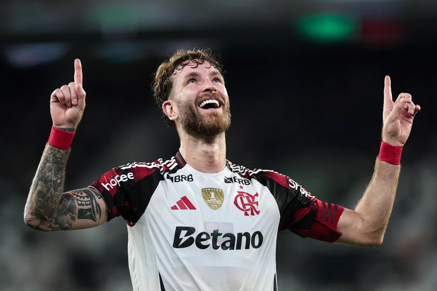 Flamengo atinge segundo maior superávit da história veja