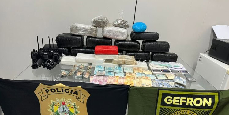 Operação apreende mais de 20 kg de drogas em depósito usado pelo tráfico no Acre