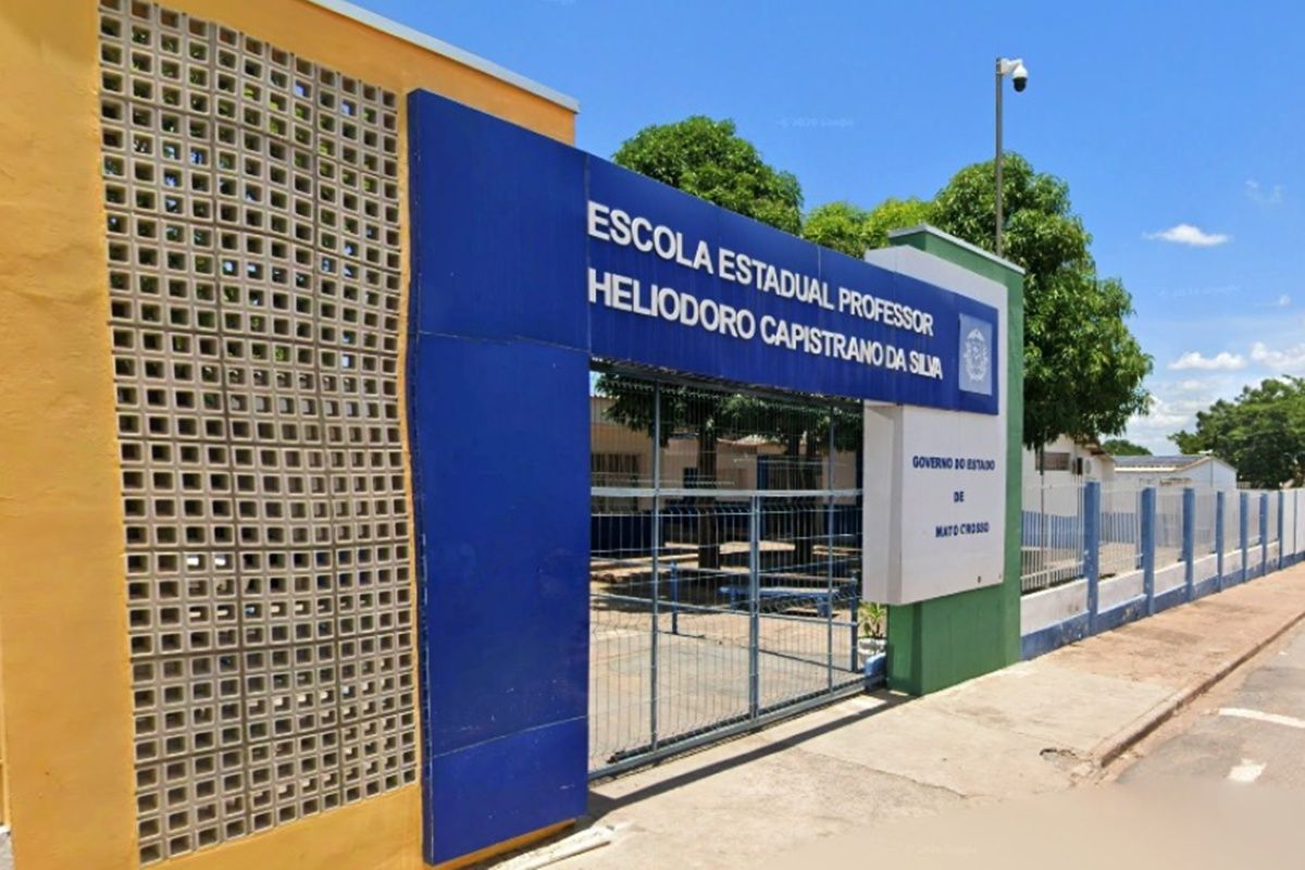 Professor de 67 anos é agredido por alunos em escola de Cuiabá…