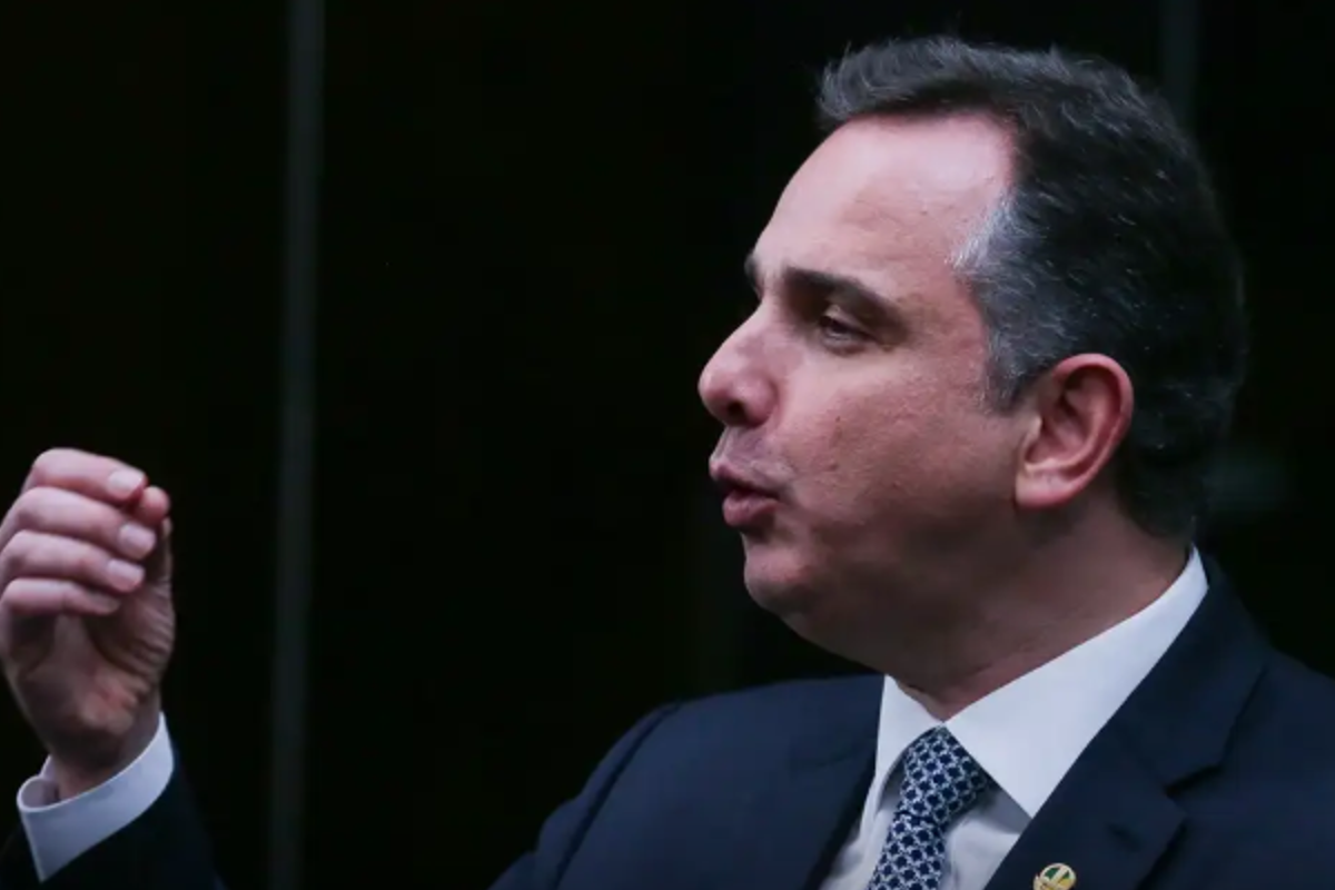 Pacheco se filia ao PSB e vai buscar partidos para decidir candidatura ao Governo de Minas