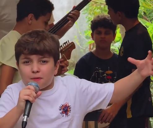 Alunos montam banda mirim e viralizam com homenagem a Zé Ramalho; VEJA