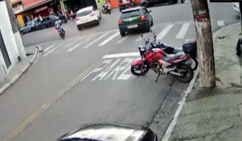 motorista embriagado atropela quatro crianças; dois irmãos morrem