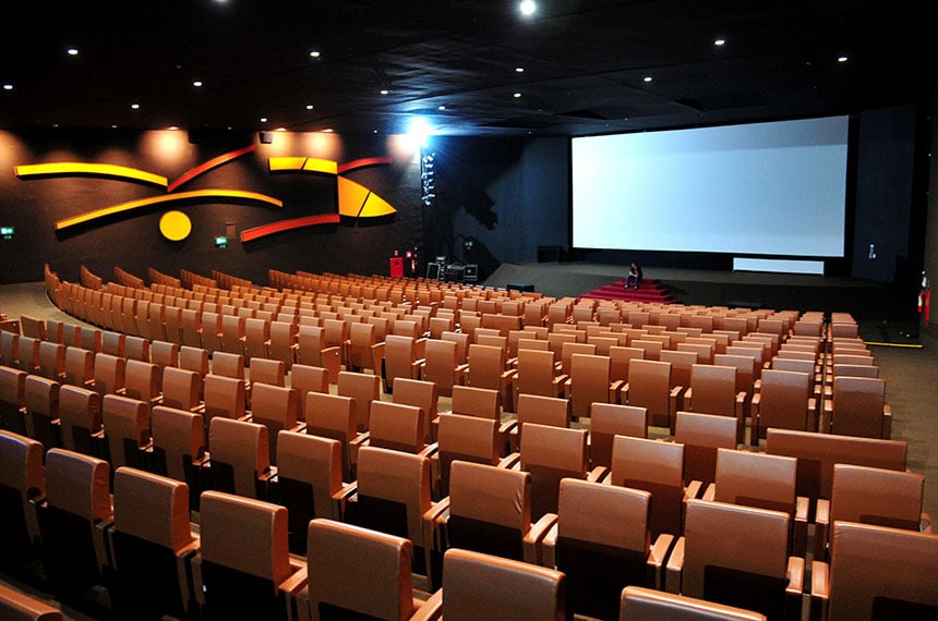 Brasil registra queda no número de salas de cinema e público encolhe em 2025