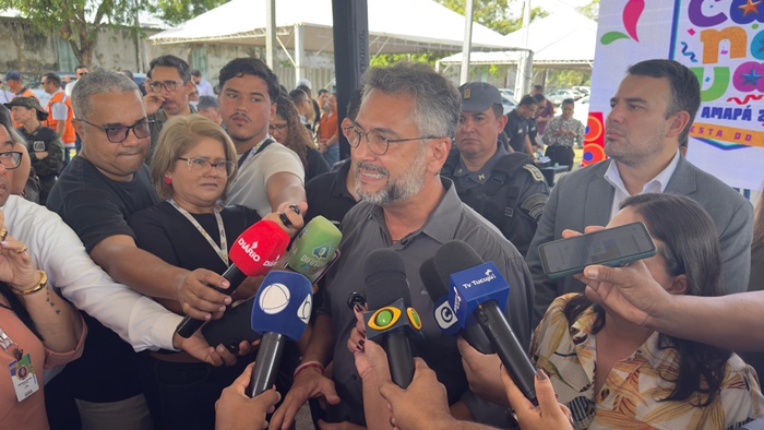 Clécio anuncia reajuste a professores e aumento de 50% no auxílio alimentação a todos os servidores – SelesNafes.com