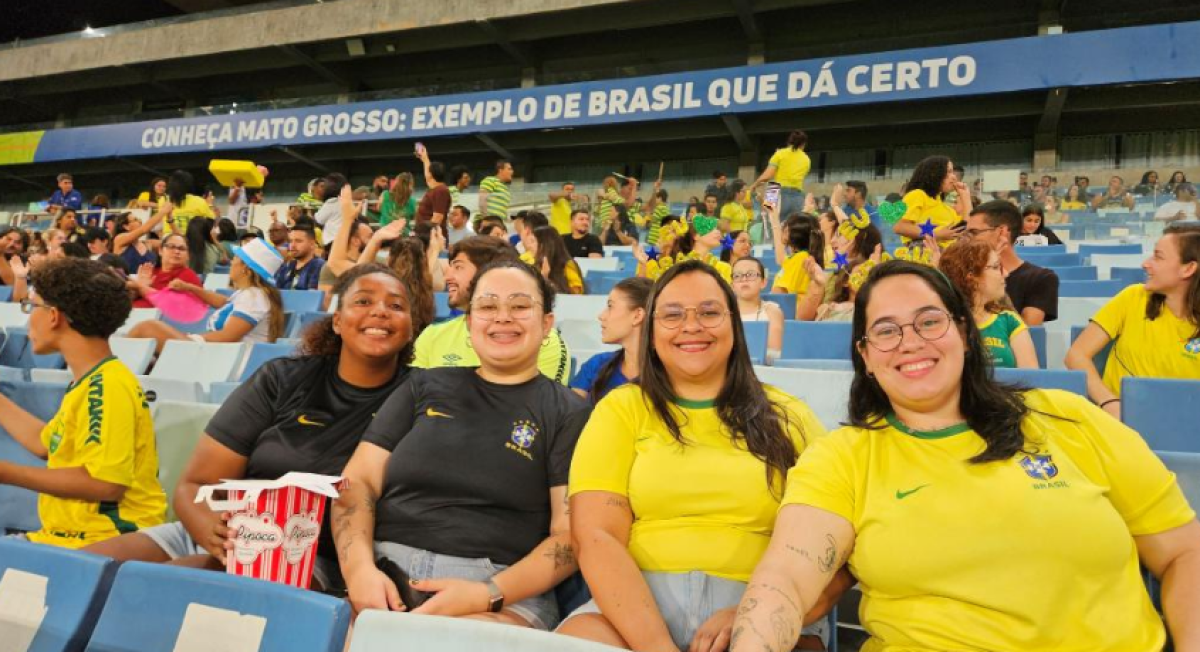 Após goleada, população já aguarda próxima partida da Seleção Brasileira de futebol feminino…