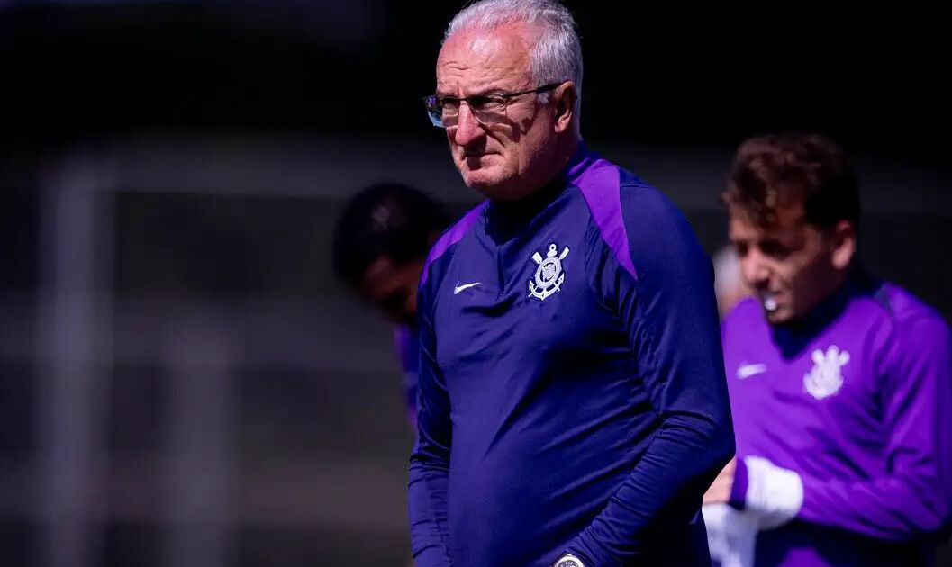 Corinthians demite Dorival Júnior após derrota para o Internacional