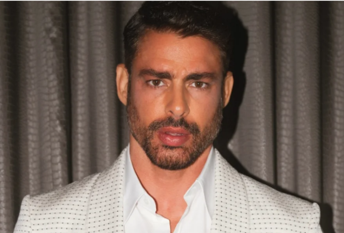 Cauã Reymond publica foto rara com irmão e web reage…
