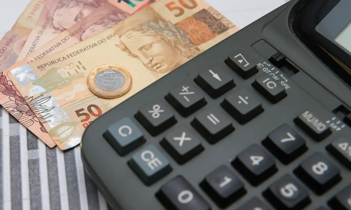 Caixa libera dinheiro de antigo fundo PIS/Pasep; veja como sacar