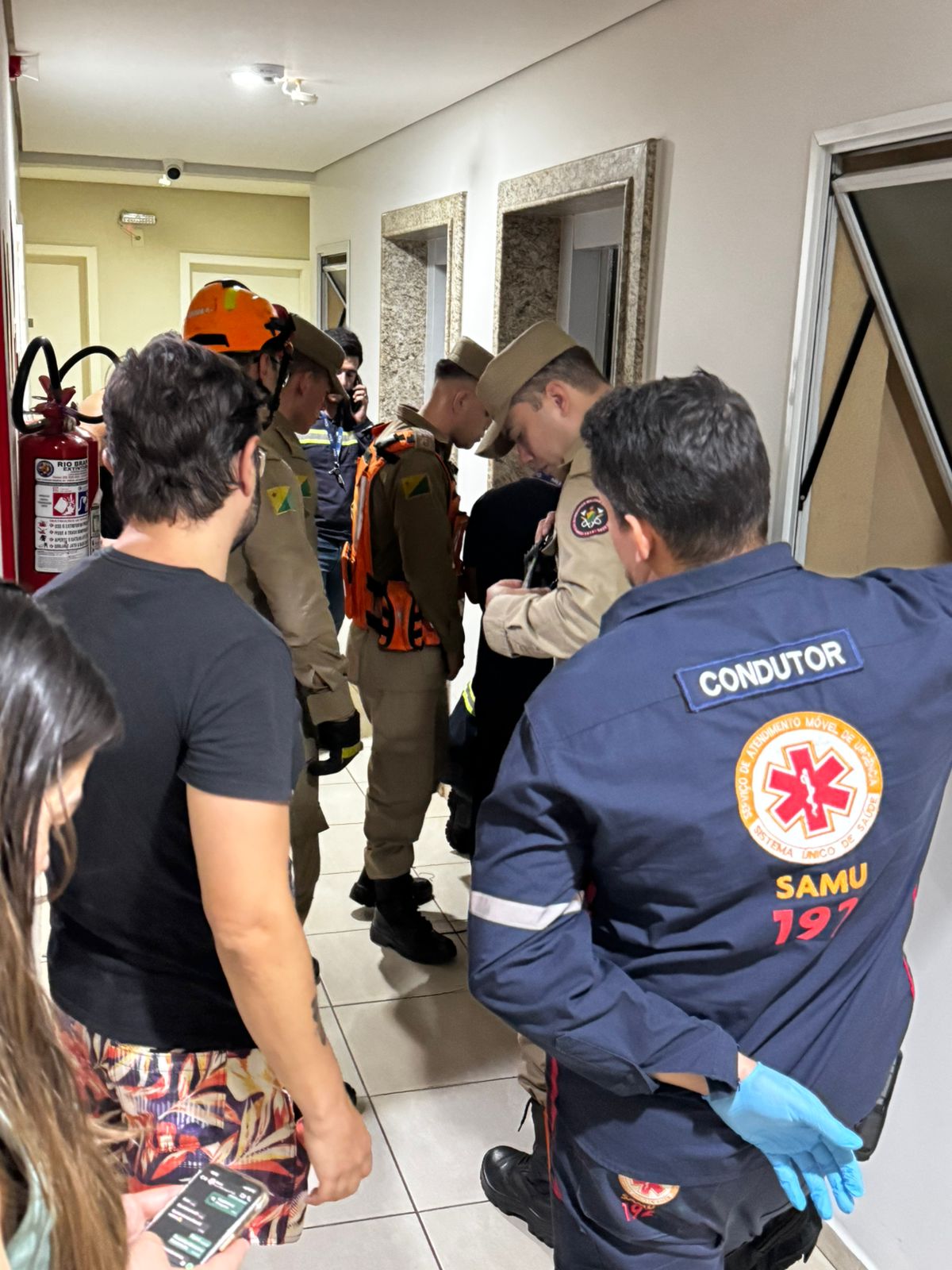 Elevador de condomínio em Rio Branco despenca com moradora dentro