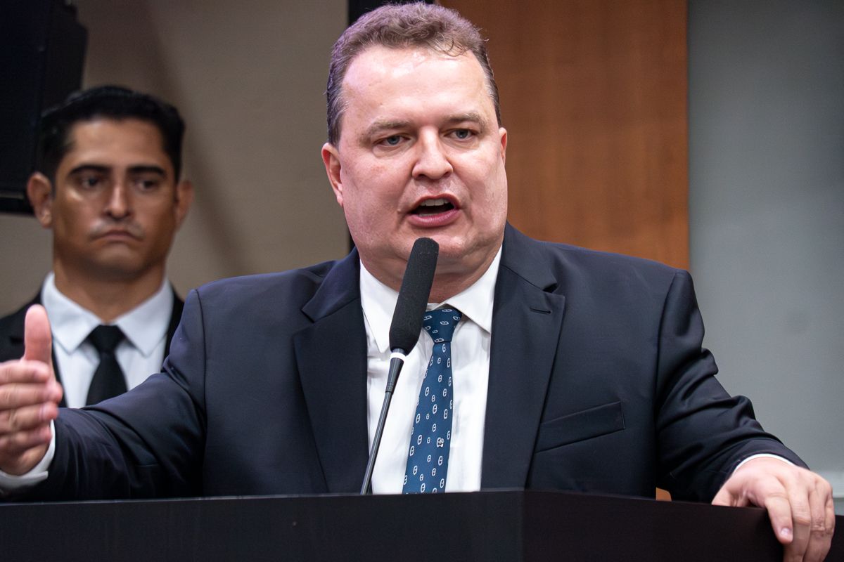 Não entra ninguém, diz Max sobre nomes do PRD no Podemos