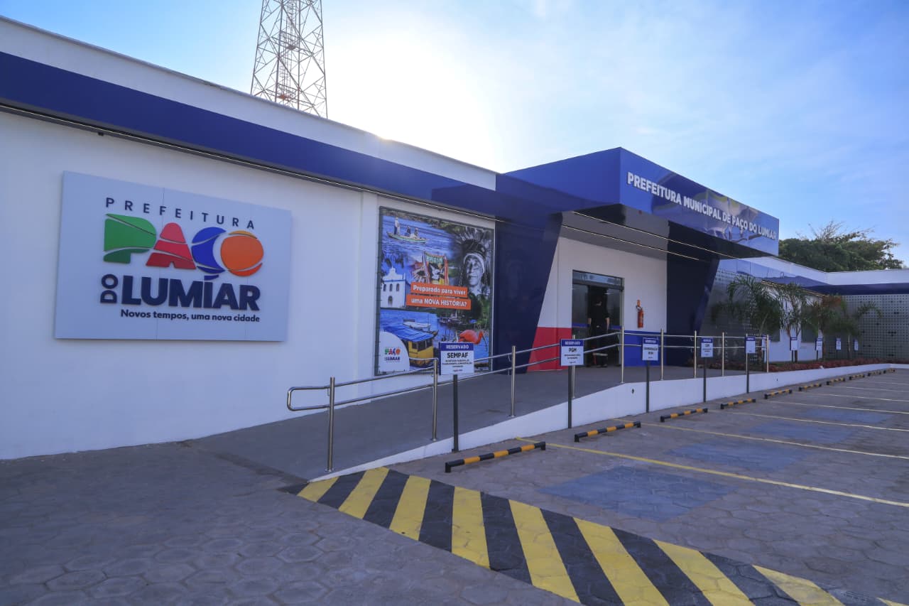 Justiça garante obras em Paço do Lumiar e determina retirada de nome de pessoas vivas em espaços públicos