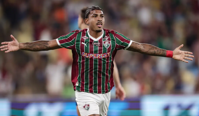 Fluminense busca liderança provisória do Brasileirão contra o Coritiba