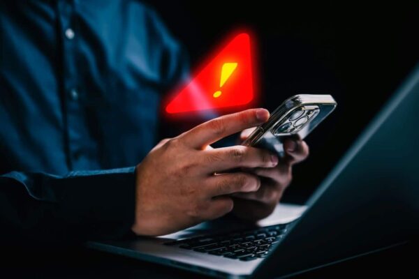 Receita Federal alerta sobre sites que simulam o leilão de mercadorias apreendidas