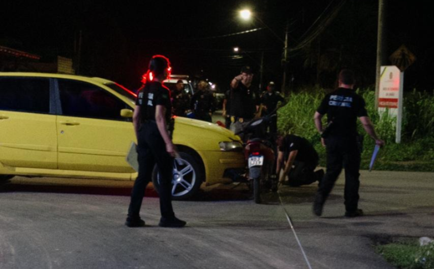 Polícia simula acidente em que motociclista morreu após ser atingido por carro conduzido por policial militar