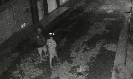 Vídeo: suspeito morre após troca de tiros com a polícia depois de assalto em velório