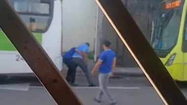 Briga entre motoristas de ônibus deixa um ferido na cabeça em São Luís