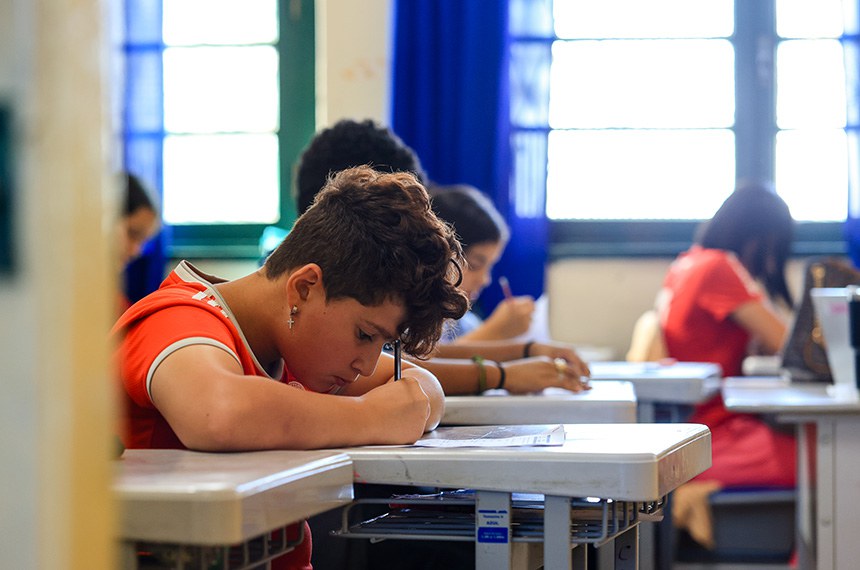 Lula sanciona novo Plano Nacional de Educação