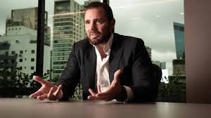 Queda de luxo: mal-estar de Daniel Vorcaro em cela da PF expõe contraste com vida de ostentação