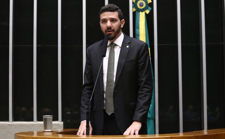 Câmara aprova projeto que autoriza ANP a acessar dados fiscais para combater fraudes em combustíveis – Diário do Amapá