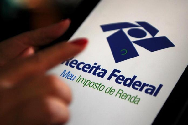 Isenção para quem ganha R$ 5 mil vale para a declaração do IR 2026?
